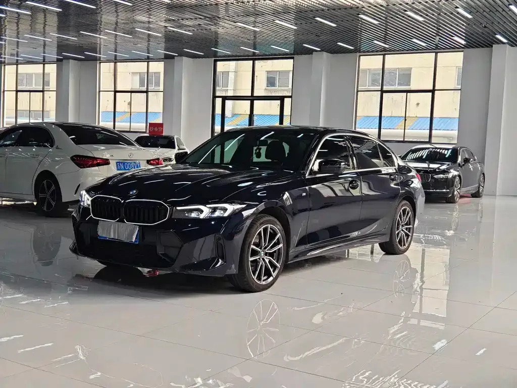 BMW 3 Series — фото 1
