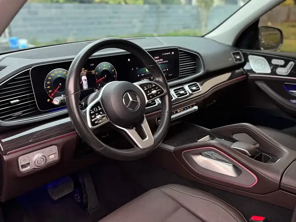 Mercedes-Benz GLE — фото 6
