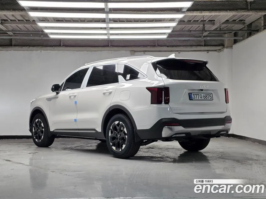 Kia Sorento — фото 5