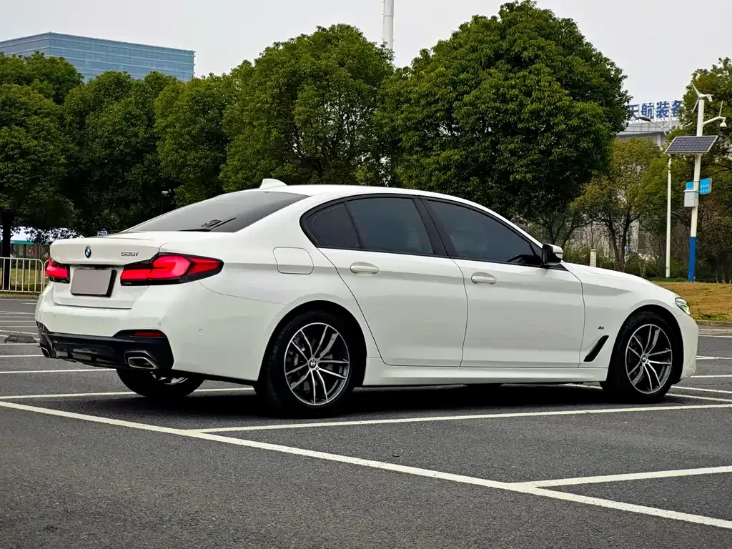 BMW 5 Series (Import) — фото 7