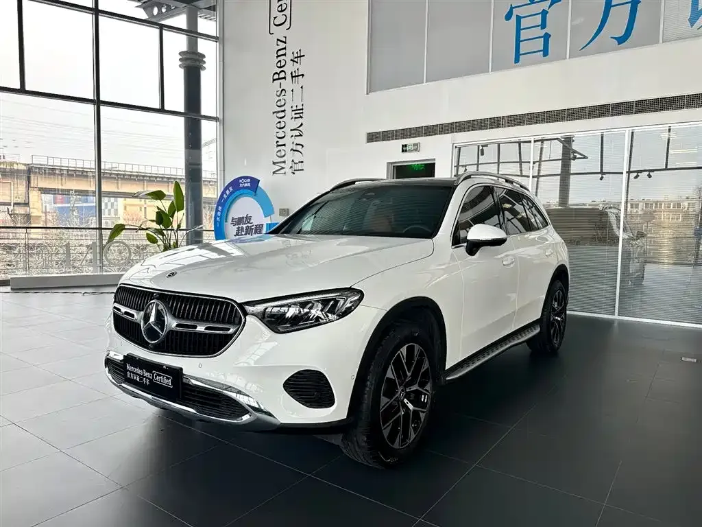 Mercedes-Benz GLC — фото 1