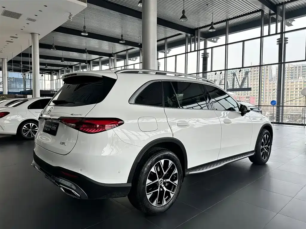 Mercedes-Benz GLC — фото 6
