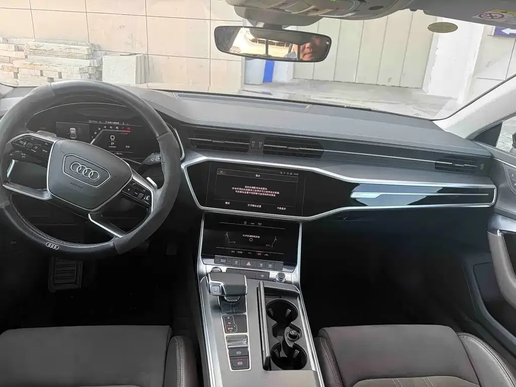 Audi A7L — фото 5