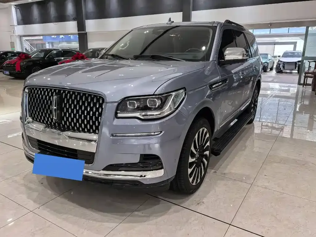 Lincoln Navigator — фото 1