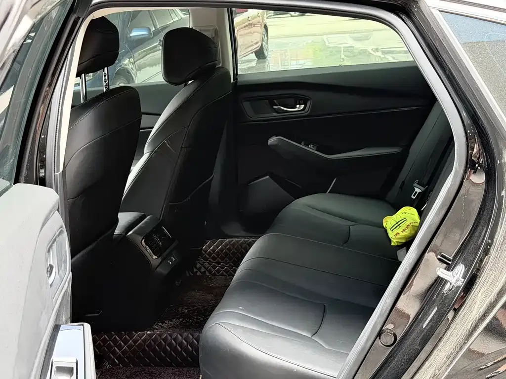 Honda Accord — фото 5