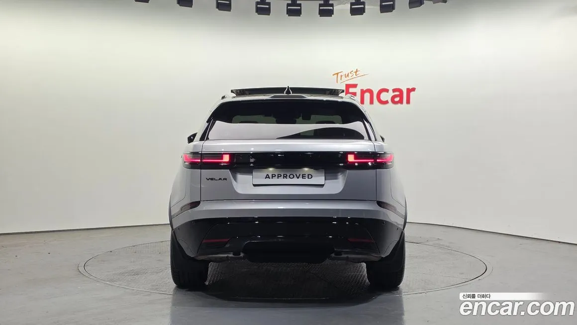 Land Rover Range Rover Velar — фото 2