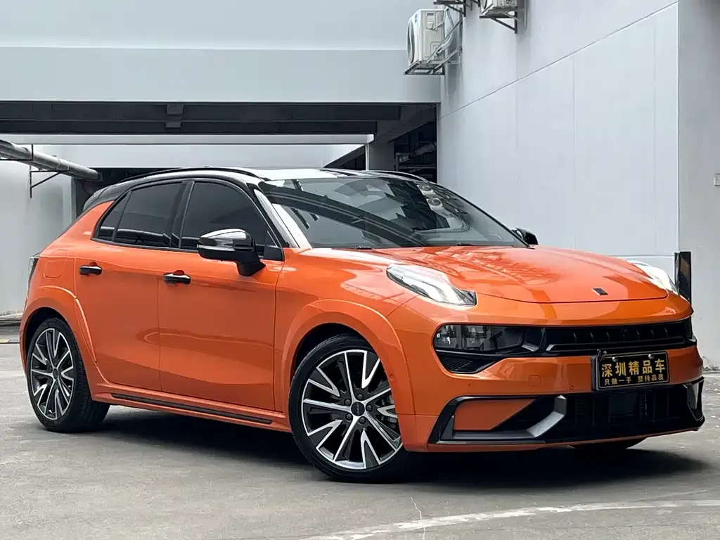 Lynk & Co 02 Hatchback — фото 2