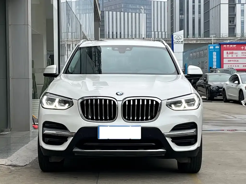 BMW X3 — фото 7