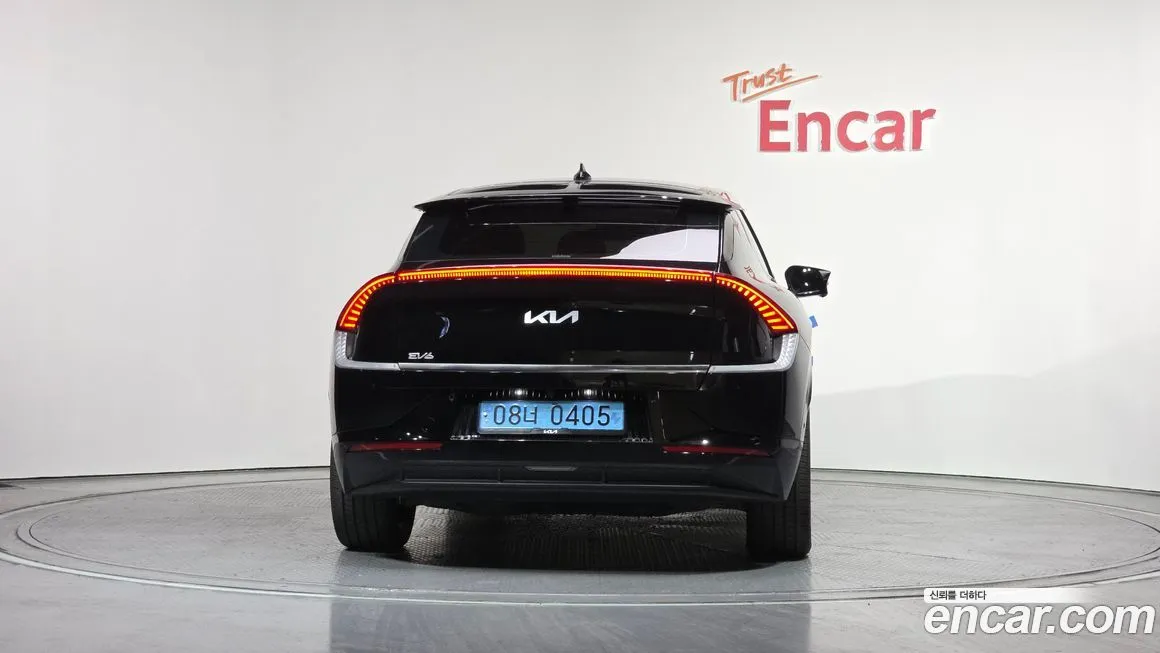 Kia EV6 — фото 8