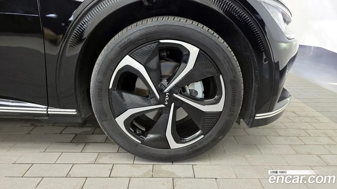 Kia EV6 — фото 6