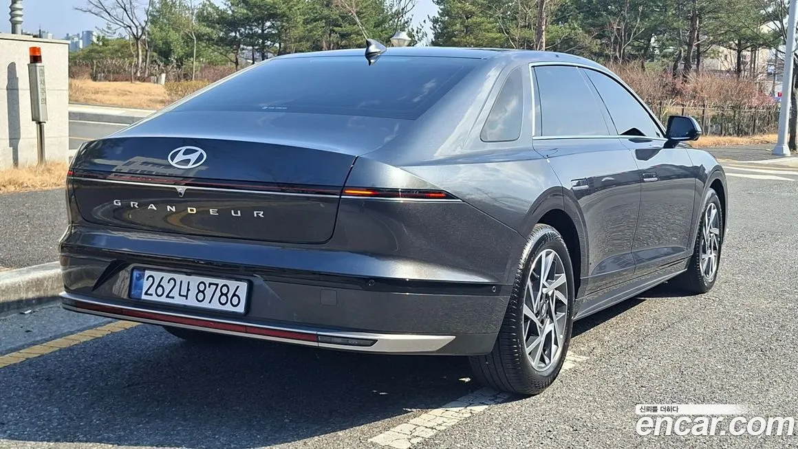 Hyundai Grandeur — фото 6