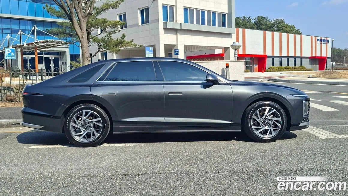 Hyundai Grandeur — фото 5