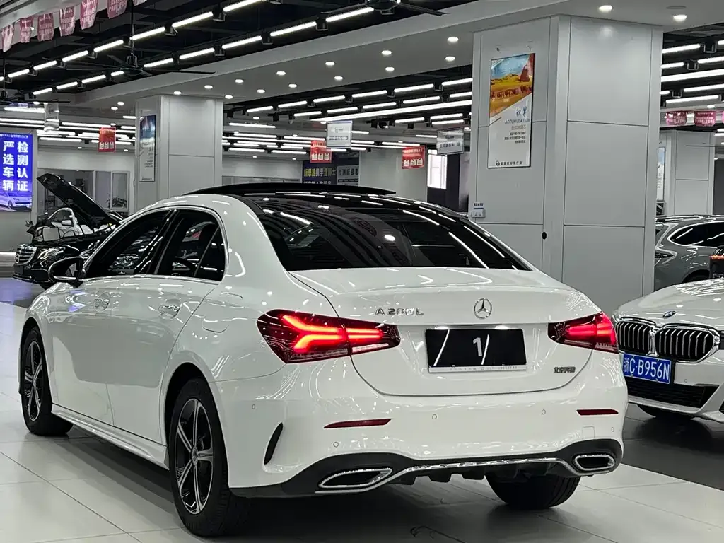 Mercedes-Benz A-Class — фото 9