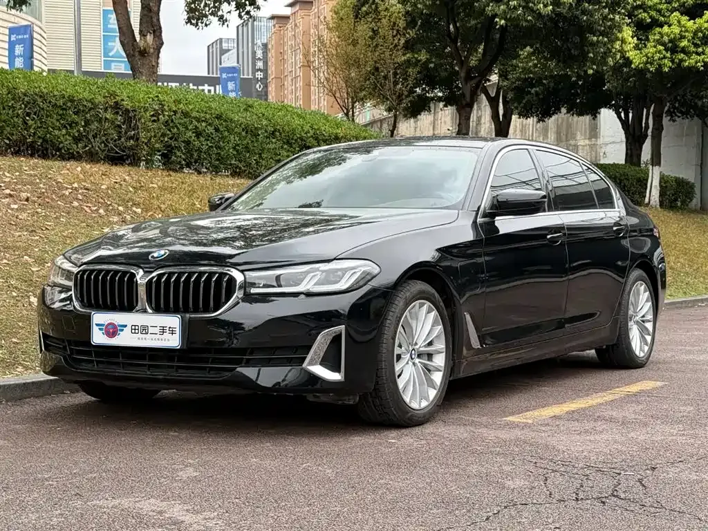 BMW 5 Series New Energy — фото 1