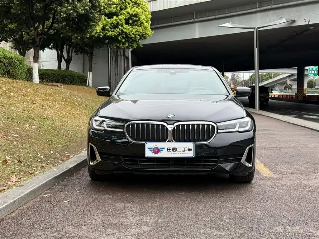 BMW 5 Series New Energy — фото 7