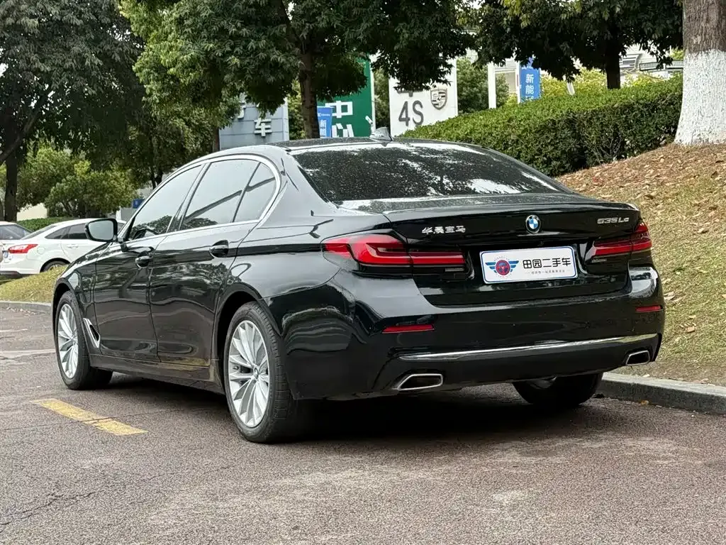 BMW 5 Series New Energy — фото 9