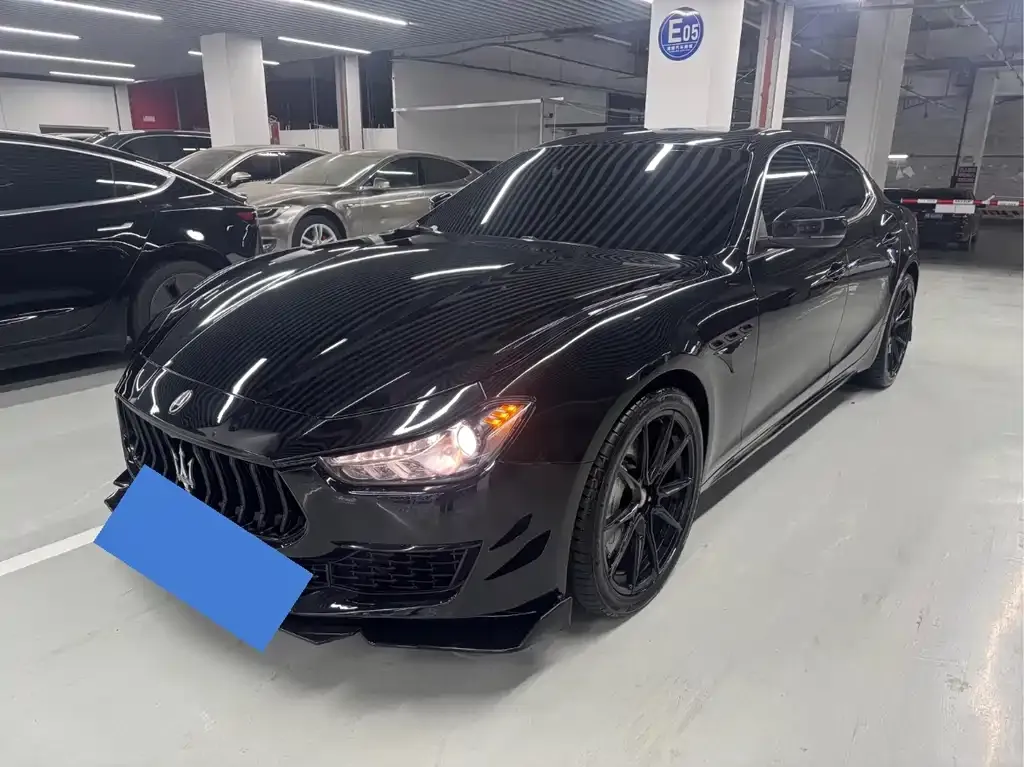 Maserati Ghibli — фото 1