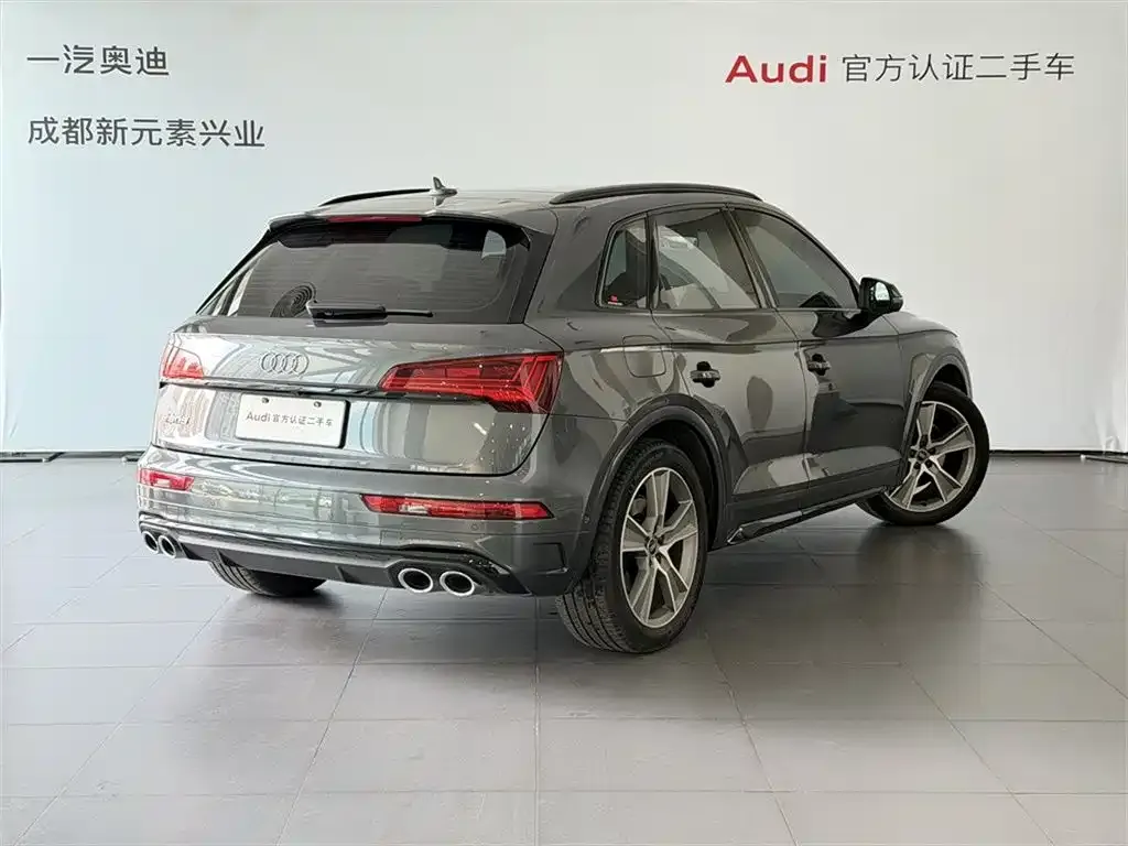 Audi SQ5 — фото 5