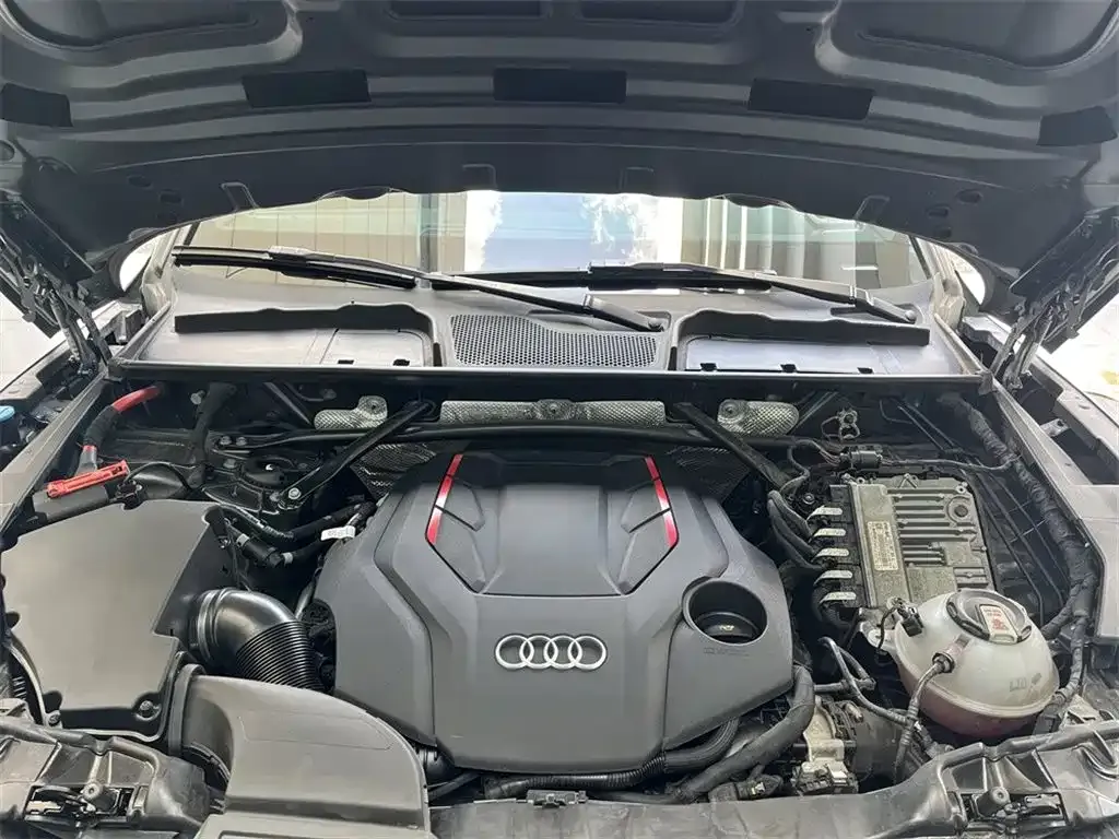 Audi SQ5 — фото 7