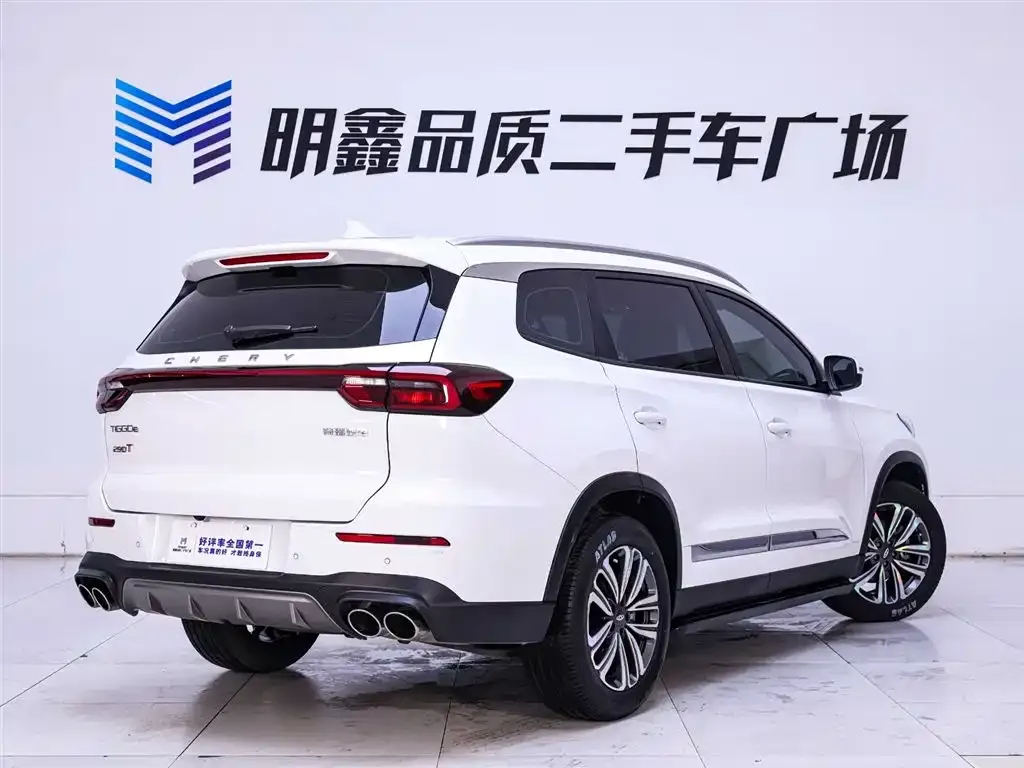 Chery Tiggo 8 — фото 7