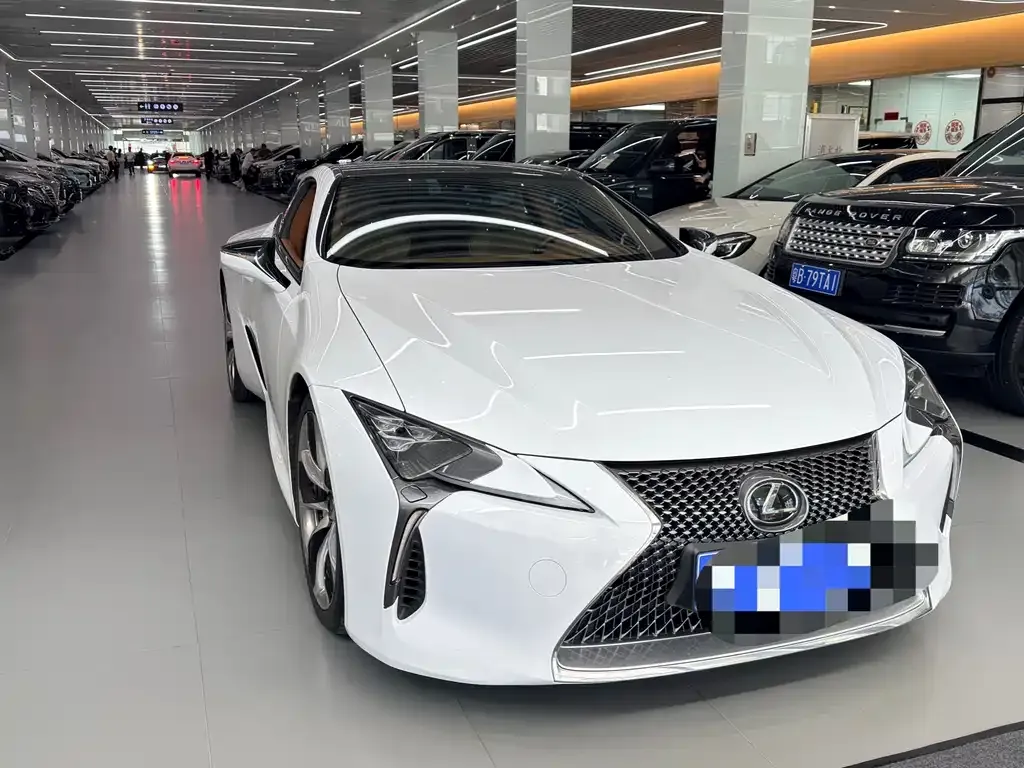 Lexus LC — фото 1