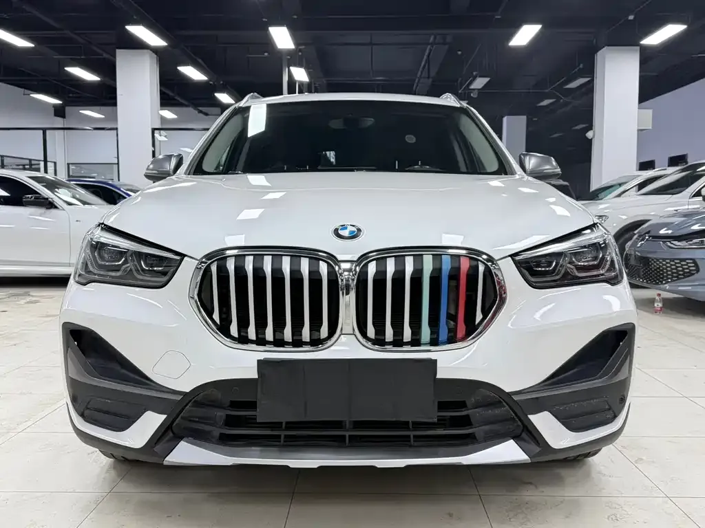 BMW X1 — фото 2