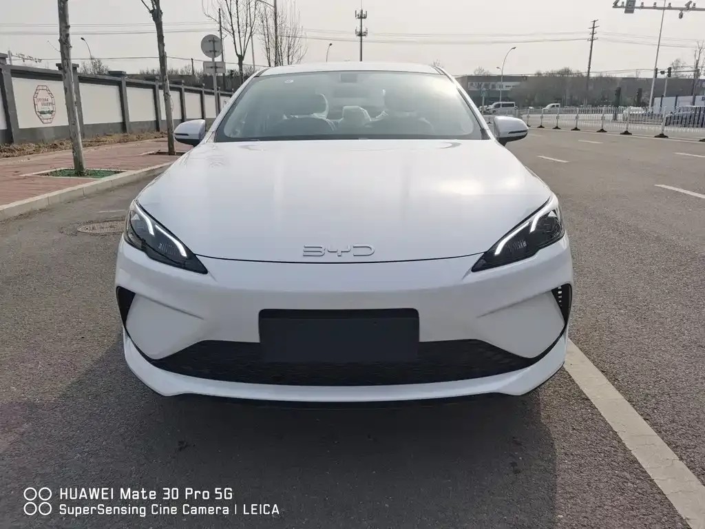 BYD Seal 05 DM-i — фото 2
