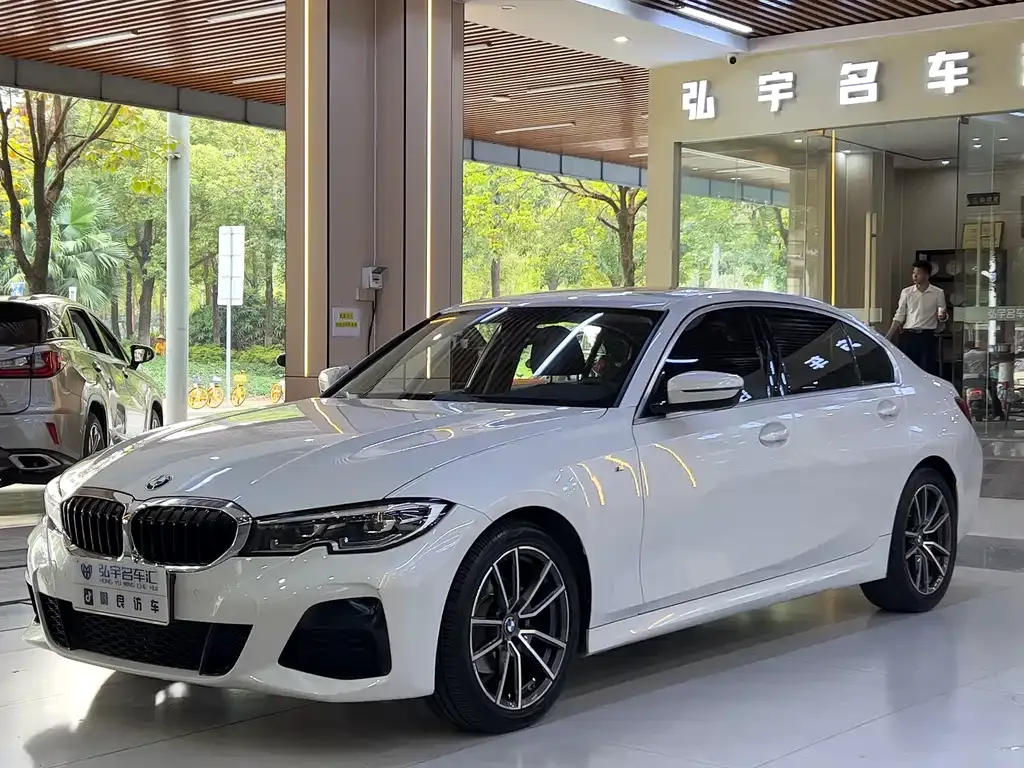 BMW 3 Series — фото 1