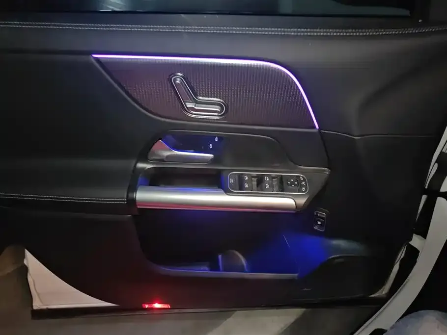 Mercedes-Benz GLA — фото 6