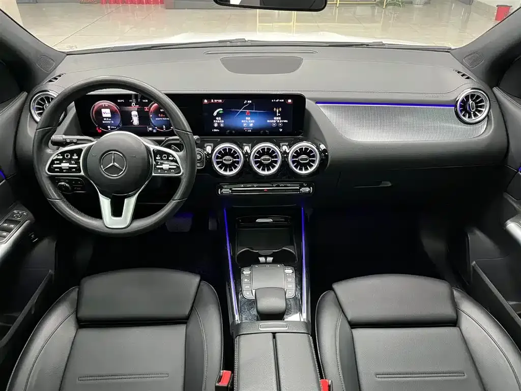 Mercedes-Benz GLA — фото 6