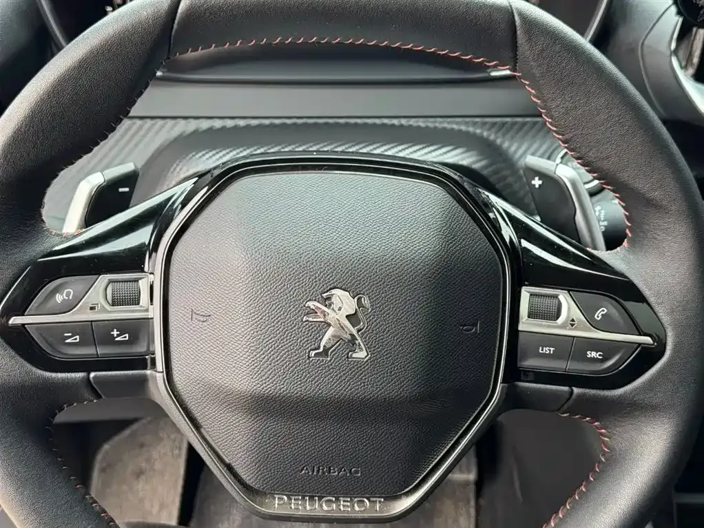 Peugeot 2008 — фото 9