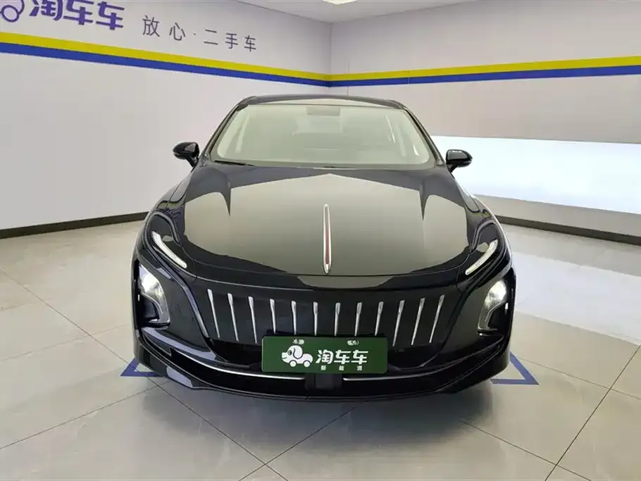 Hongqi E-QM5 — фото 2
