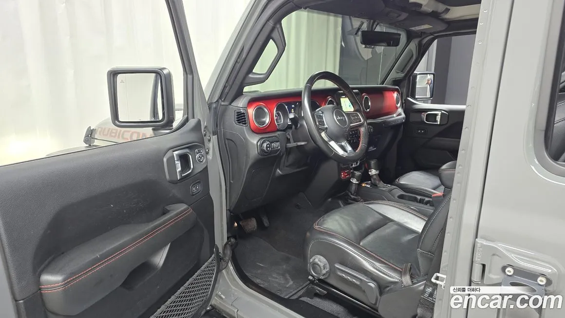 Jeep Wrangler — фото 5