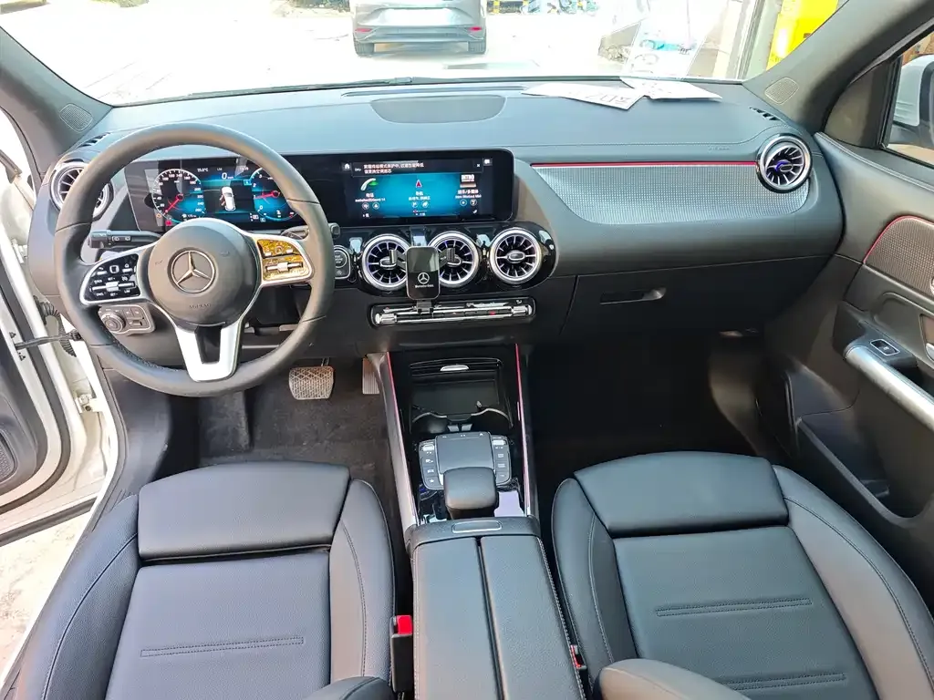 Mercedes-Benz GLA — фото 3