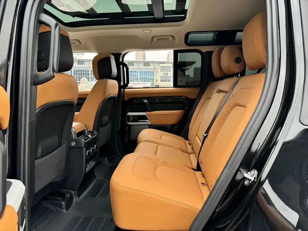 Land Rover Defender — фото 4