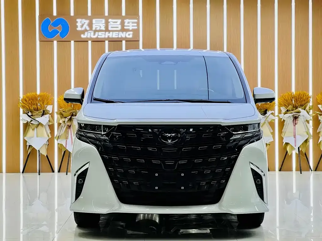 Toyota Alphard — фото 6