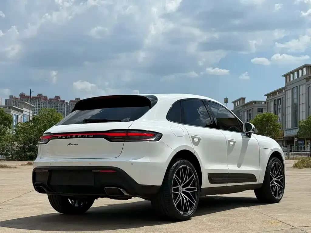 Porsche Macan — фото 8
