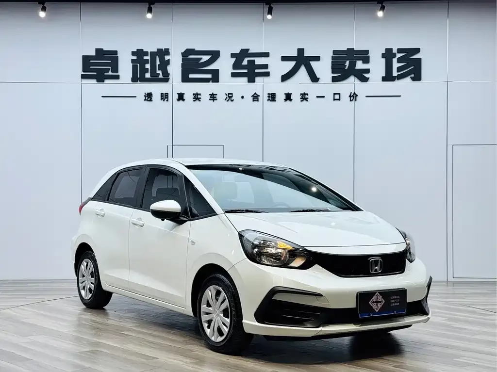 Honda Fit — фото 4