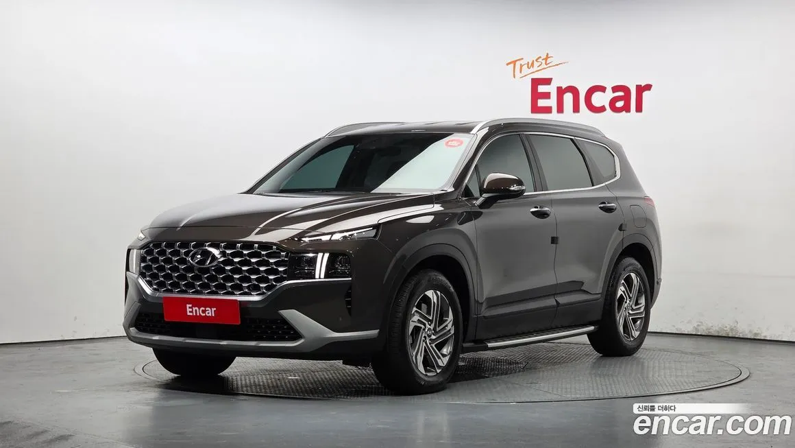 Hyundai Santafe — фото 1