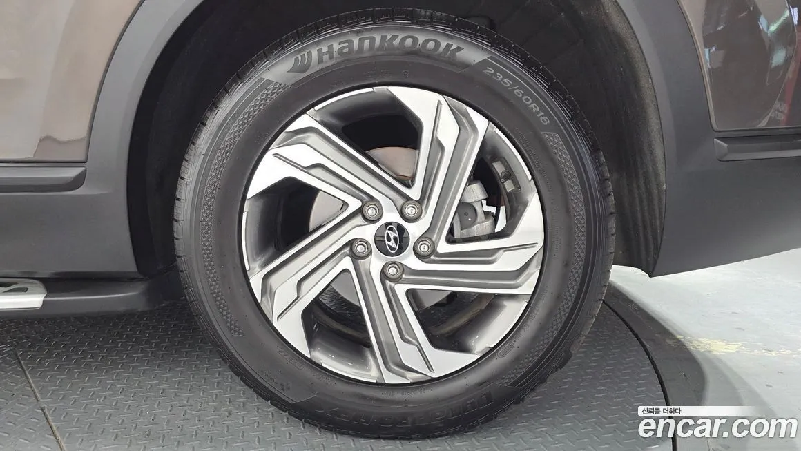 Hyundai Santafe — фото 10