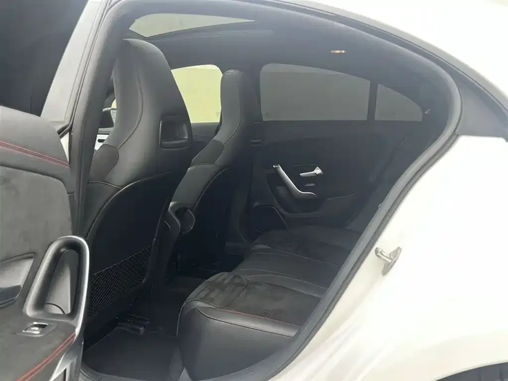 Mercedes-Benz CLA (Import) — фото 2