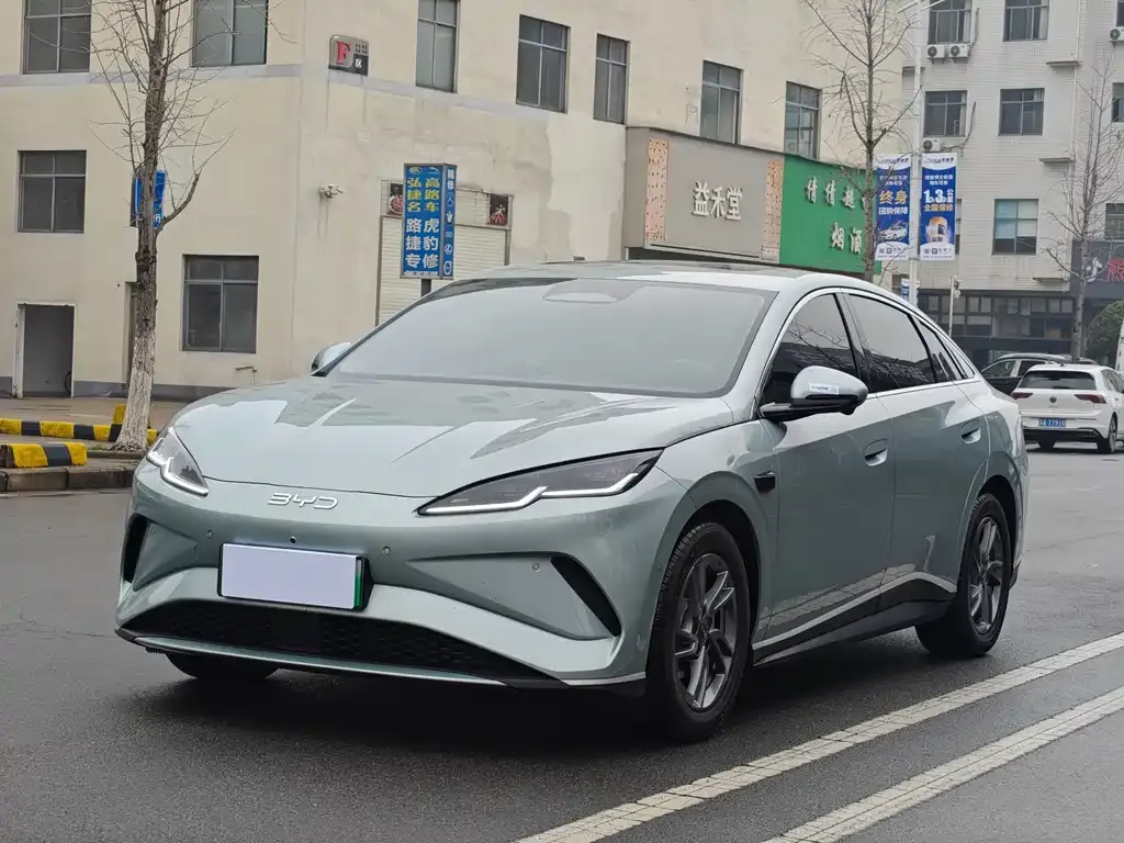BYD Seal 06 — фото 1