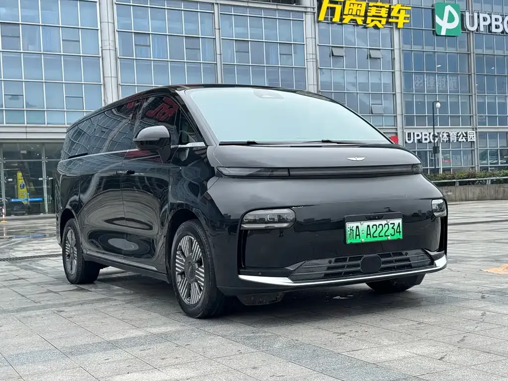 Geely Yizhen L380 — фото 8