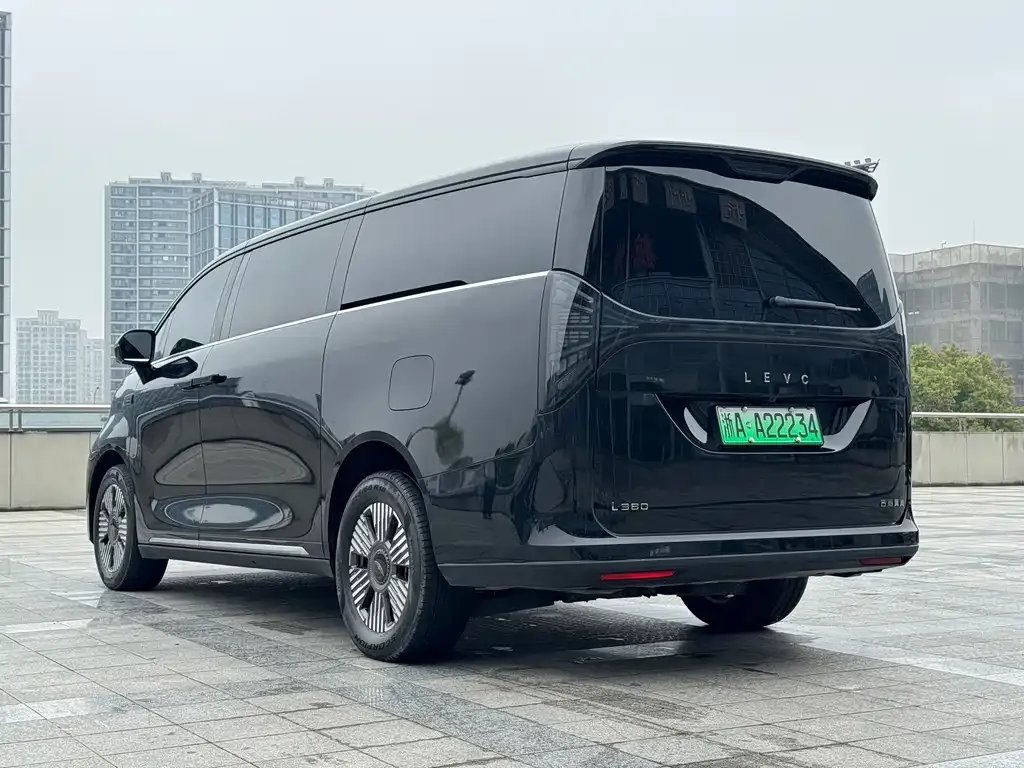Geely Yizhen L380 — фото 9