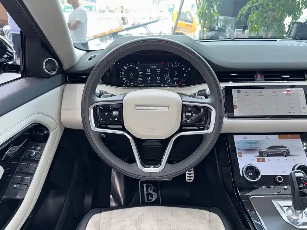 Land Rover Evoque — фото 8
