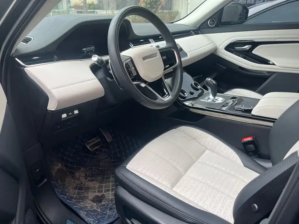 Land Rover Evoque — фото 9