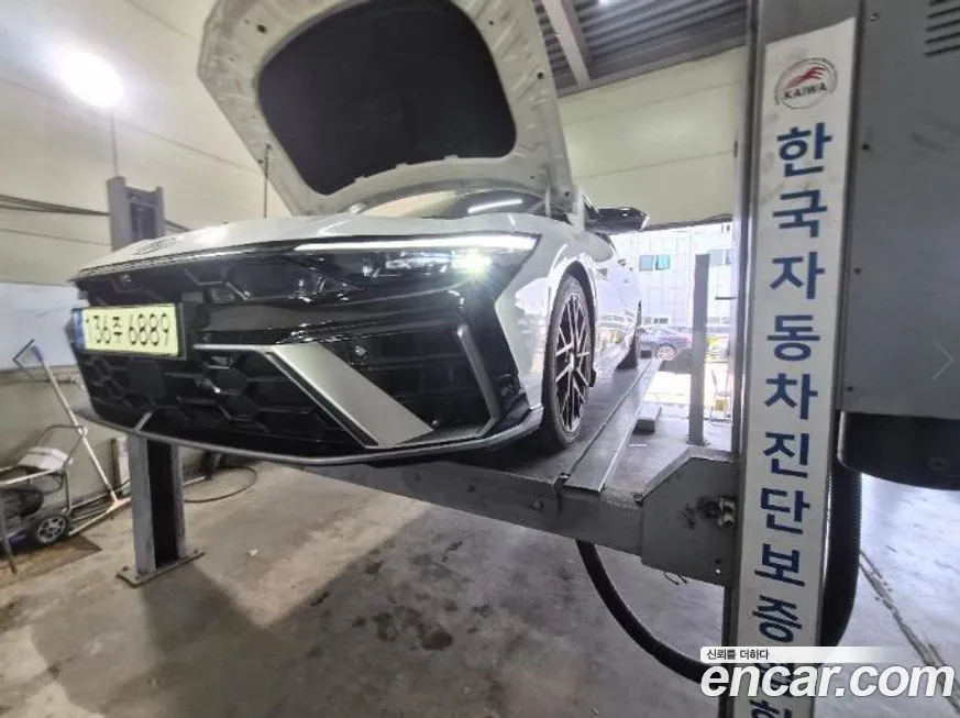 Hyundai AVANTE — фото 1