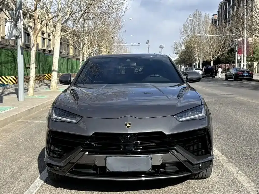 Lamborghini Urus — фото 9