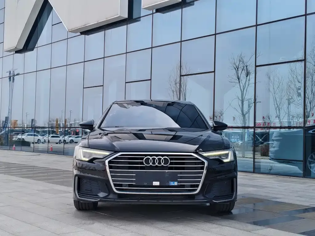 Audi A6L — фото 2