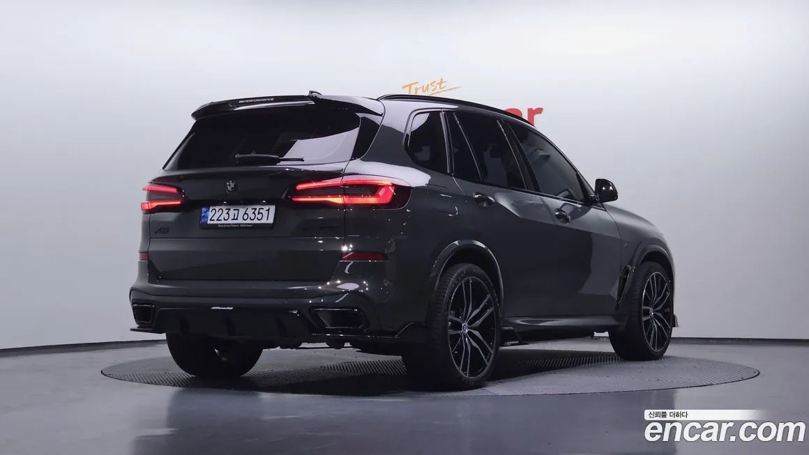 BMW X5 — фото 2